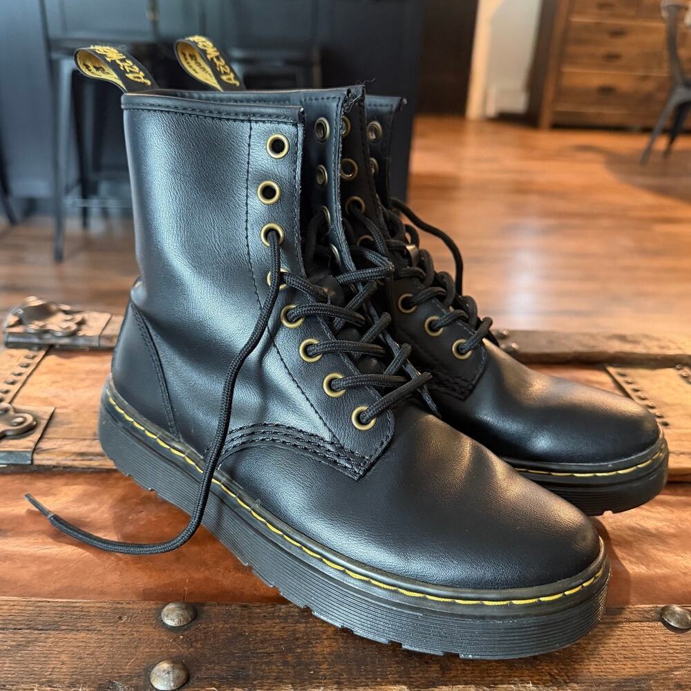 Dr. Martens Zavala Boots